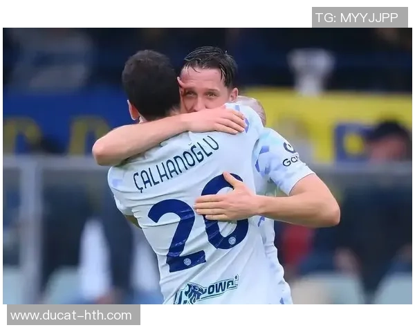 曼联冬窗首签显现！1500万确定法甲抢断王 球员已赞同加盟